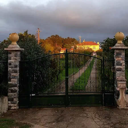 Casa Azul Prive בית נופש טומאר